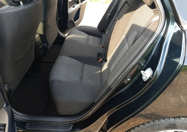 Toyota Avensis cena 33500 przebieg: 196000, rok produkcji 2011 z Sierpc małe 466